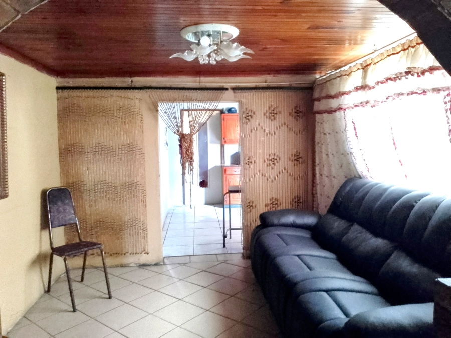 2 Bedroom Property for Sale in New Brighton Eastern Cape